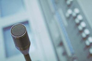 ガラス加工技術の紹介を見る事ができます