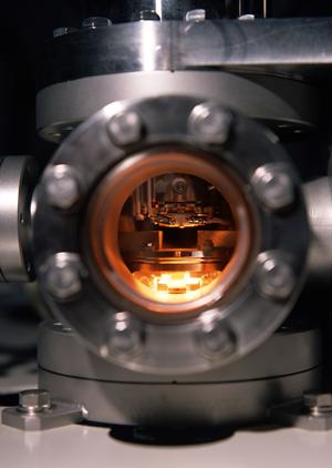 地域密着型のガラス修理店のご紹介です